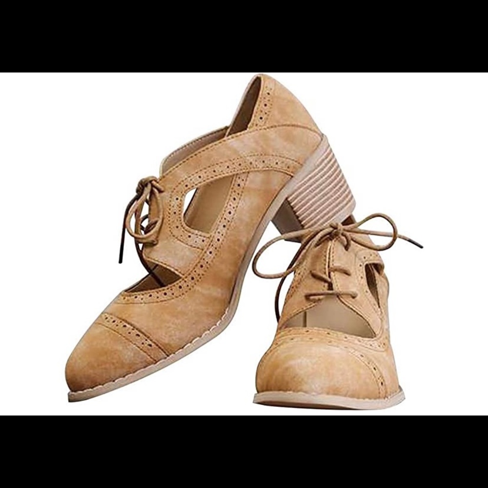 NEW! Oxford Lace Up Chunky Heels -Tan